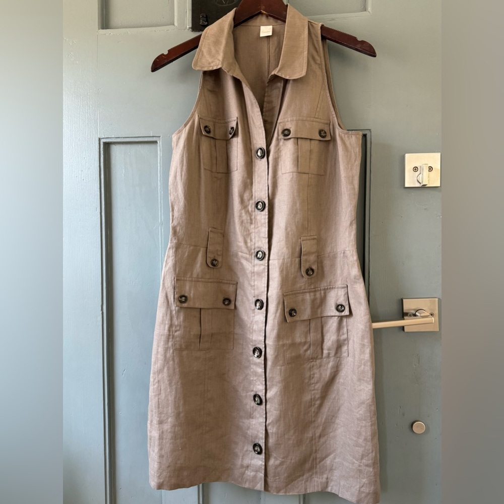 Camaieu label Dress Brown Color Size 36 With Pockets and Bottons 100% Line.